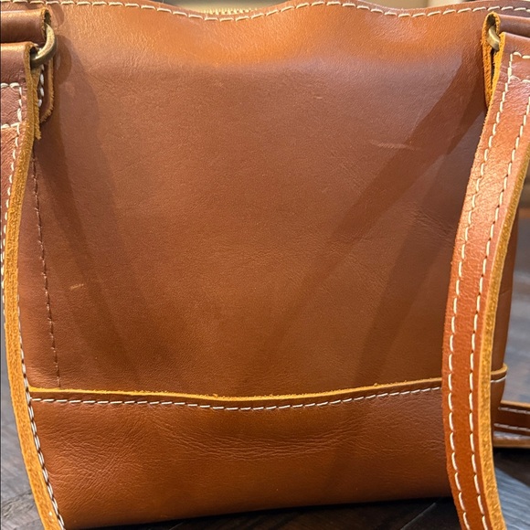 Portland Leather Festival Crossbody Bag Honey Leather Adjustable Strap - Picture 7 of 11